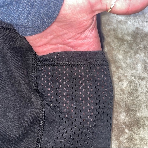 Z by Zobha black full length leggings with hip phone pockets SZ 4/6 ankle zip - Picture 4 of 10